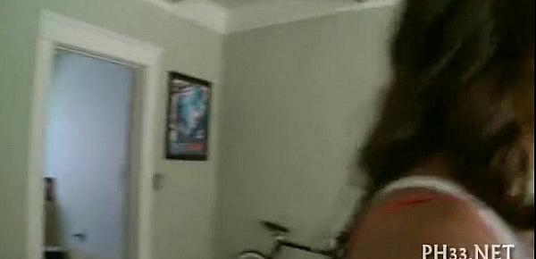 Sensual oil rubbing on pussy   XVIDEOSCOM